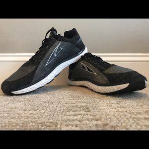 Men’s Altra Escalante size 11.5